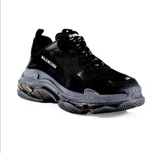 Men’s Balenciaga Triple S Sneakers